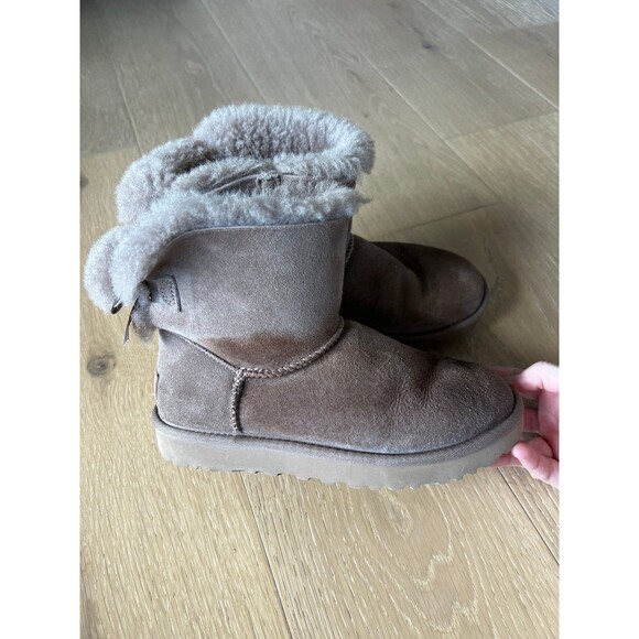 UGG Mini Bailey Bow II Boot size 5 - Picture 4 of 6